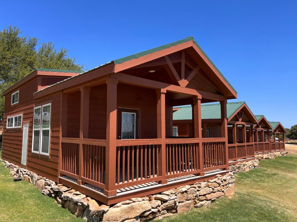 The Hideout Golf Club & Resort Lake Brownwood Exterior photo